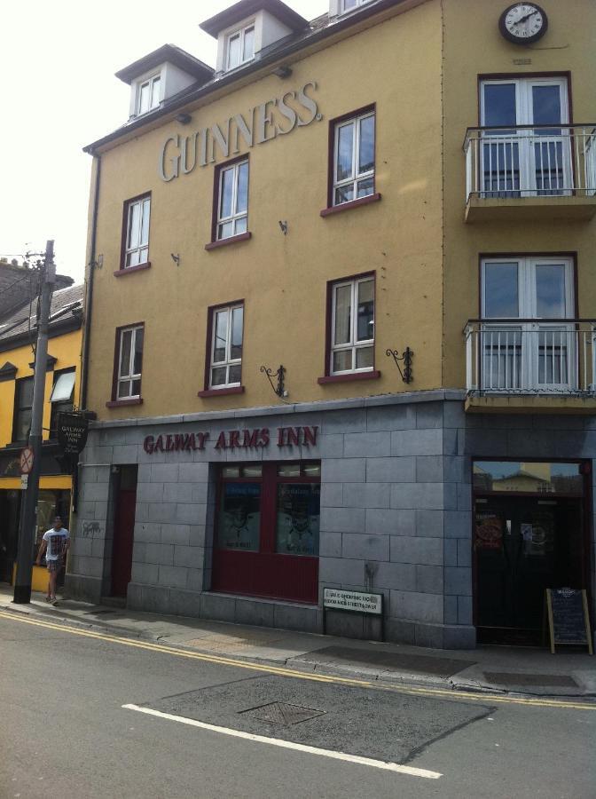 Galway Arms Inn Bagian luar foto